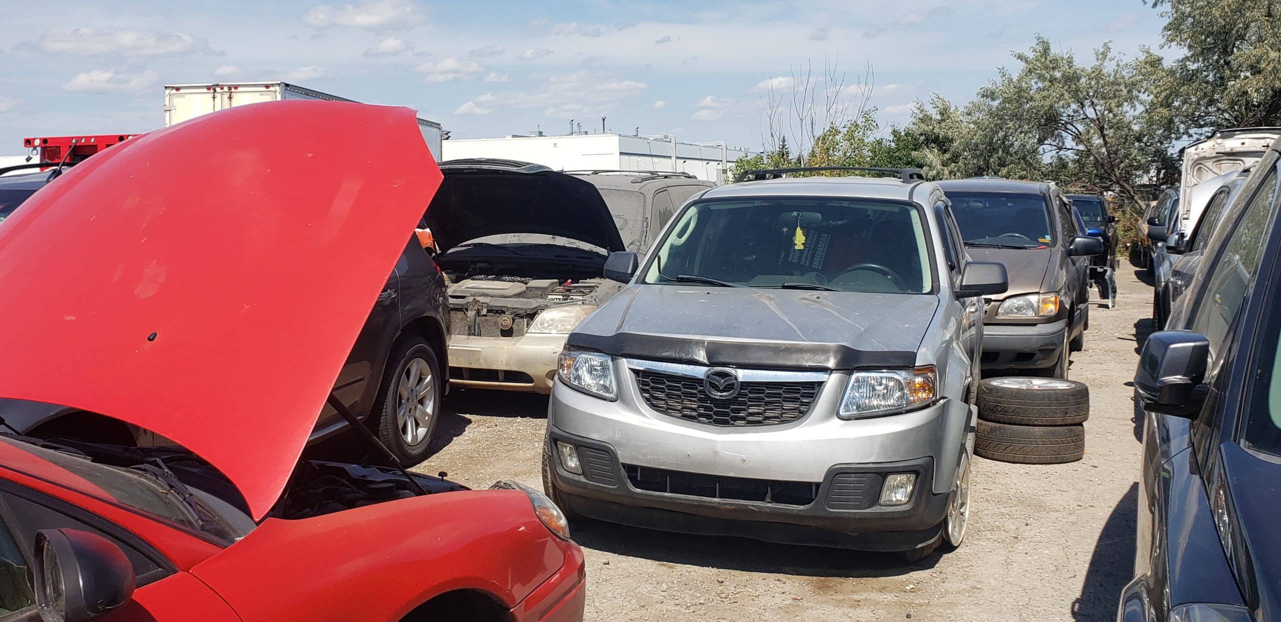 Mazda mpv - Scrap ‘n Junk Car Removal Mississauga